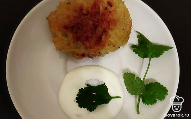 Оладьи из тертого сырого картофеля — Рецепт с фото