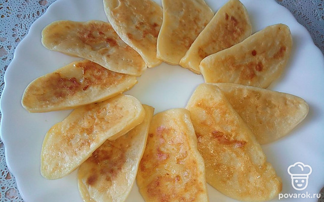 Оладьи с яблочной начинкой — Рецепт с фото