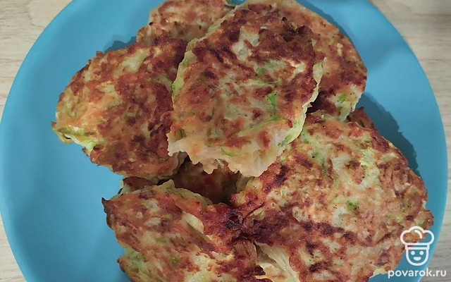 Кабачковые оладьи с приправой — Рецепт с фото