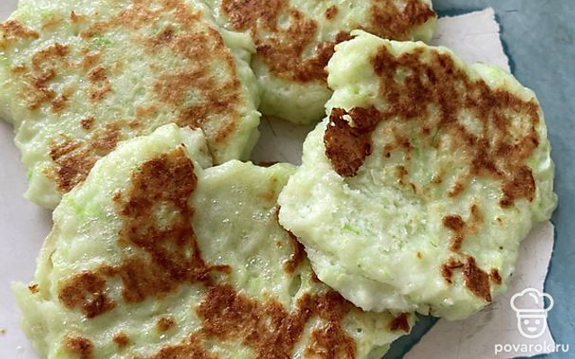 Кабачковые оладьи на рисовой муке — Рецепт с фото