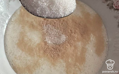 Добавляем сахар.