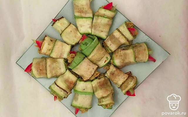 Вкуснейшие рулетики из кабачков с авокадо — Рецепт с фото