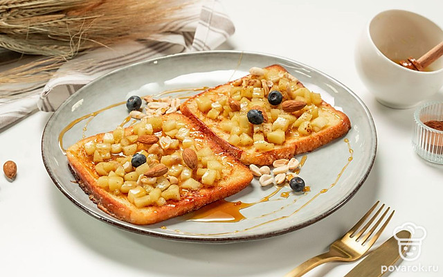 Тост с яблоками — Рецепт с фото