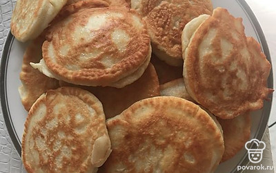 Из указанного количества ингредиентов получается 12 штук. Приятного аппетита!