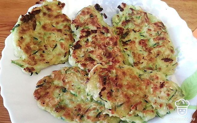 Оладушки из кабачков «Нежные» — Рецепт с фото