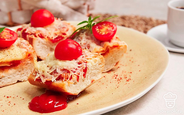 Багет с кетчупом — Рецепт с фото