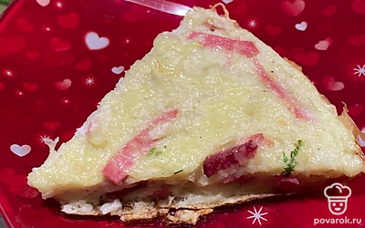 Посыпаем сыром и запекаем ещё 5 минут.