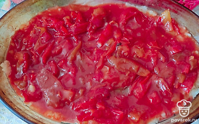 Сверху выложить лечо.