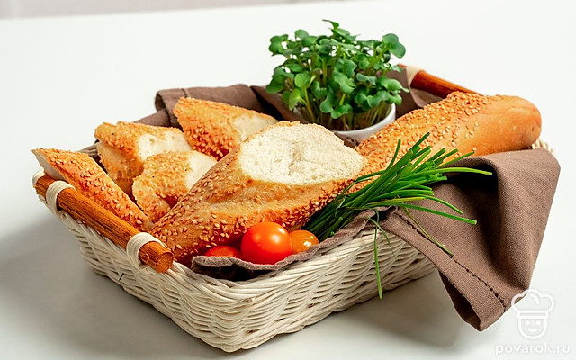 Багет с жареным кунжутом — Рецепт с фото