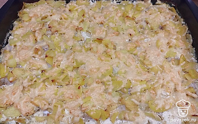 Через 10-15 минут наша запеканочка готова! Для красоты можно добавить зелень, например листики петрушки, но так как мои дети не любят зелень, я не украшаю.