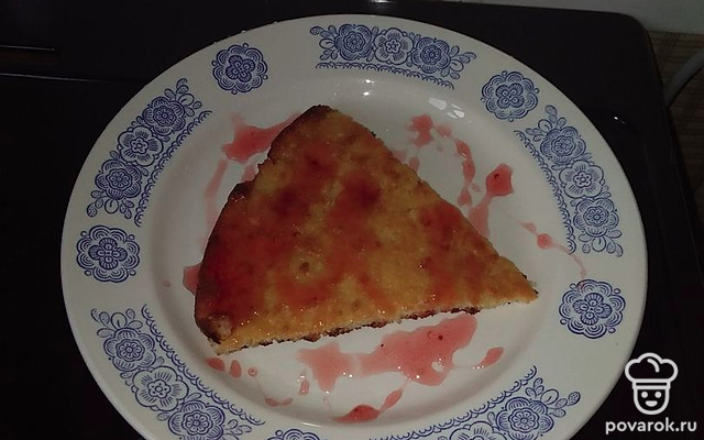 Творожная запеканка с клубничным вареньем — Рецепт с фото