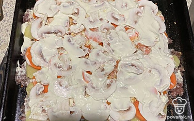 Отправляем в духовку на 1 час. 