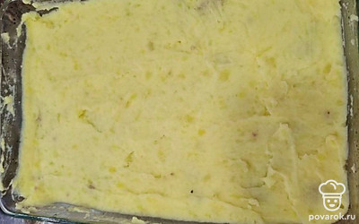 Затем второй слой пюре.