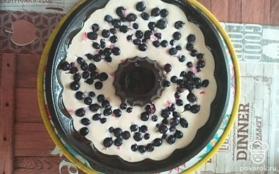 Убрать выпекаться в разогретую духовку на 30 минут до готовности. 