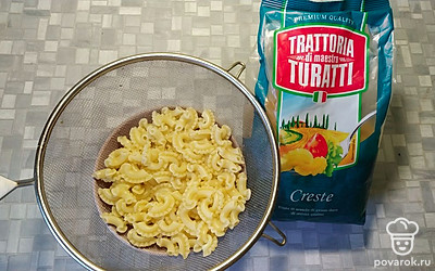 Макароны отварите до готовности.