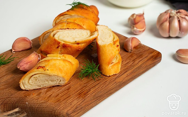 Багет с чесноком — Рецепт с фото