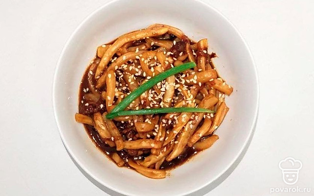 Кальмары в соевом соусе на сковороде — Рецепт с фото