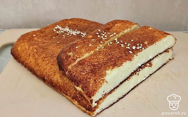 Сырная запеканка с кунжутом — Рецепт с фото