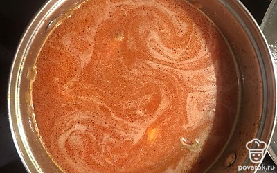 Залить водой и варить до готовности.