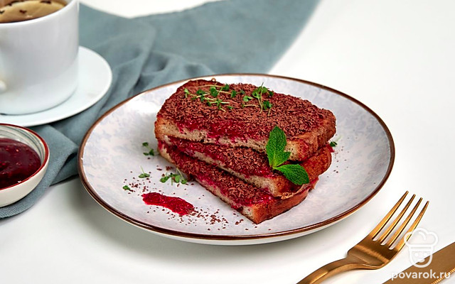 Тост с ягодным пюре — Рецепт с фото