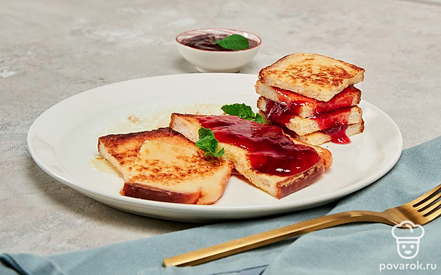 Тост с белым хлебом — Рецепт с фото