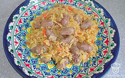 Плов из риса жасмин с куриными сердечками — Рецепт с фото