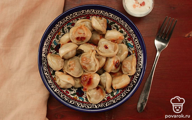 Жареные пельмени — Рецепт с фото