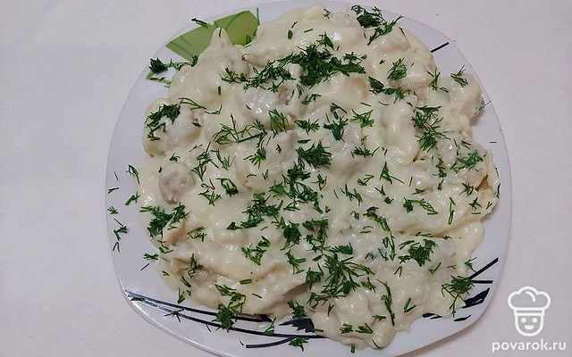 Быстрые пельмени со сливочным соусом — Рецепт с фото