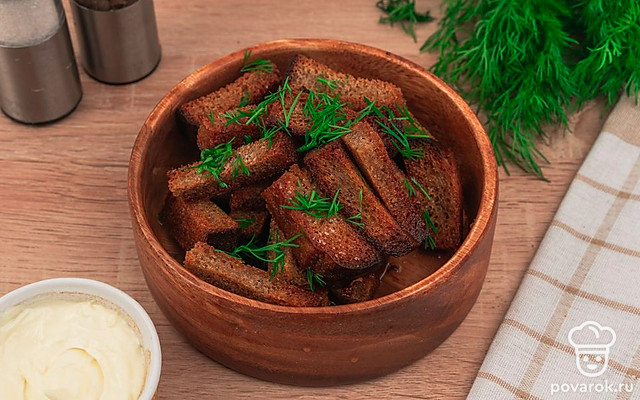 Гренки в духовке — Рецепт с фото