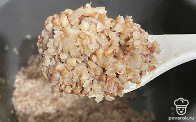 Лучше всего подавать к рыбе или котлетам.