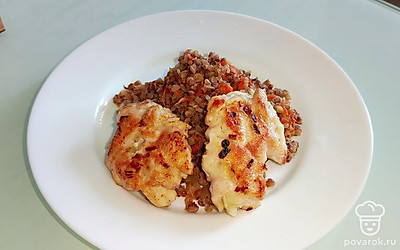 Подавайте в качестве гарнира. Отлично сочетается с котлетками.