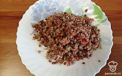 Каша гречневая готова. 