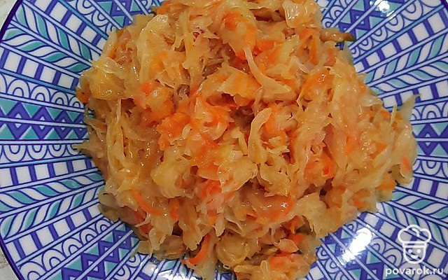 Жареная капуста с морковью и репчатым луком — Рецепт с фото