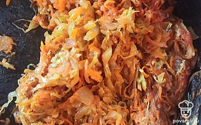 Тушить до готовности на медленном огне.