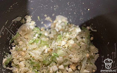 В готовое блюдо добавляем свежий укроп.