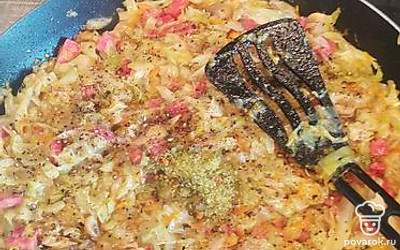 Посолите, поперчите по своему вкусу.