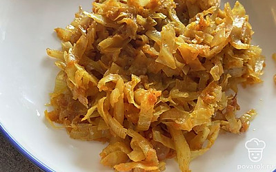 Капуста готова. Подавать горячей. Приятного аппетита!