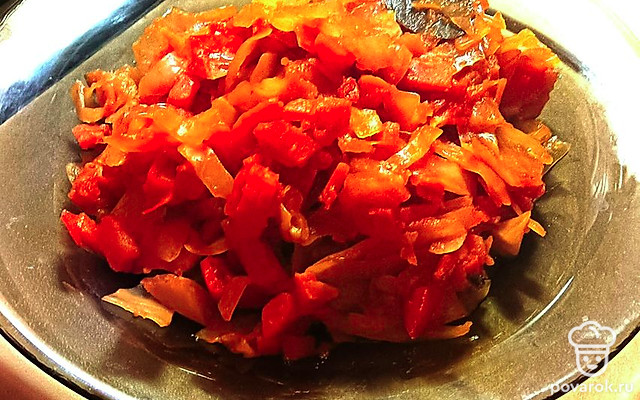 Диетическая тушеная капуста с морковью и сладким перцем — Рецепт с фото