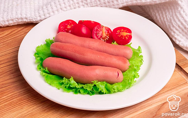 Вареные в микроволновке сосиски — Рецепт с фото