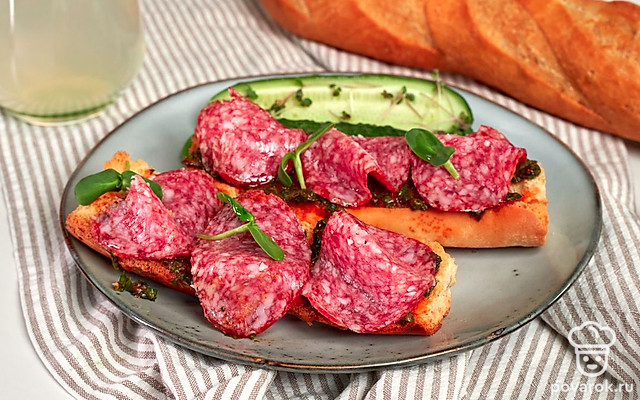 Багет с сушеным чесноком — Рецепт с фото