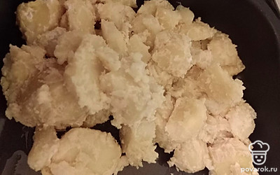 Выложить все на противень, смазанный маслом. Поставить в духовку на 15 минут. Температура 170 градусов. Готово!