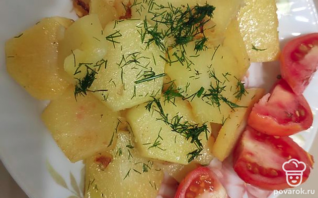 Жареная картошка с чесноком — Рецепт с фото