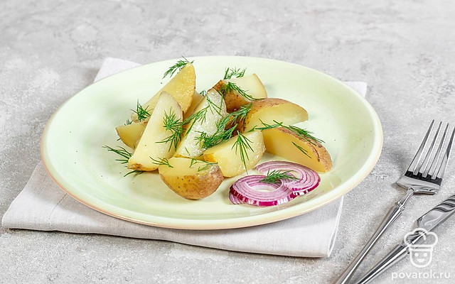 Отварной картофель в мундире — Рецепт с фото
