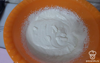 Взбейте до густоты.