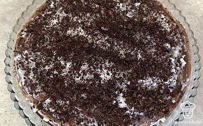 Сверху по желанию посыпаем тертым шоколадом. Приятного аппетита.