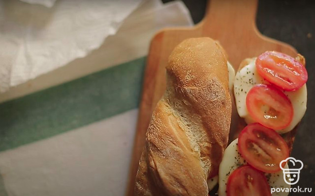 Быстрый сэндвич «Капрезе» — Рецепт с фото