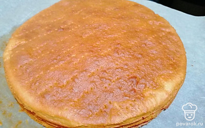 Выпекать при температуре 220 градусов до готовности.