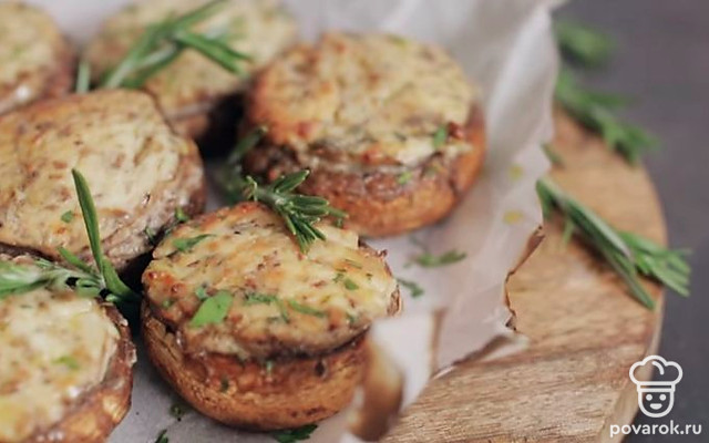 Фаршированные грибы — Рецепт с фото