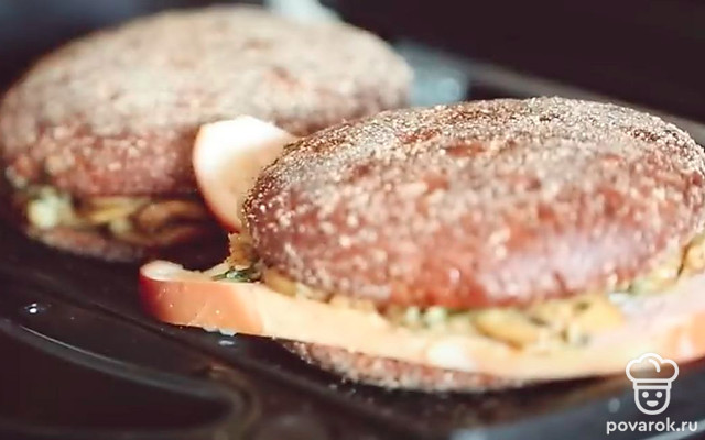 Сэндвич гриль с грибами и сыром — Рецепт с фото