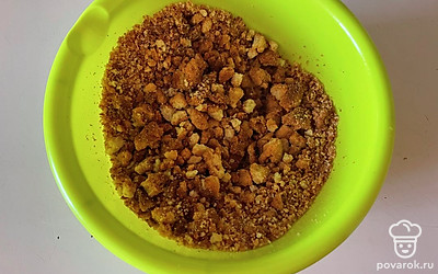 Готовую крошку можно измельчить дополнительно.